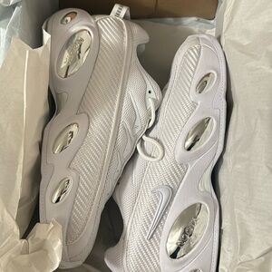 NIKE NOCTA GLIDE DRAKE White Chrome worn only once like Brand new